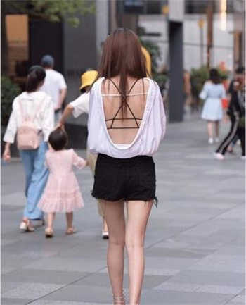 妖女直播隐藏直播间