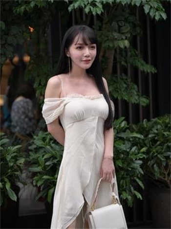 丈夫住院妻子探望如如