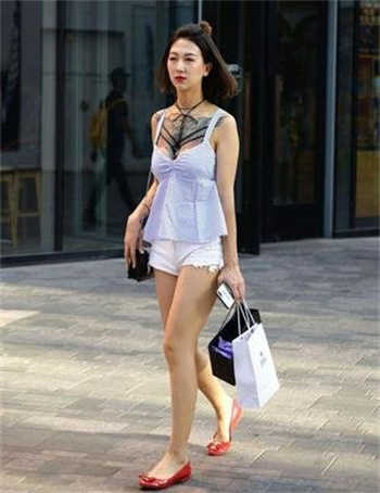 女s友情调狗