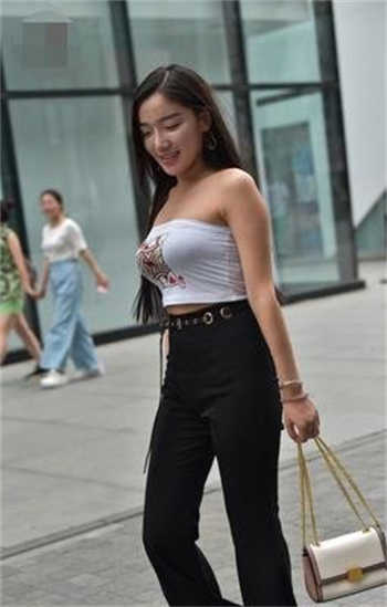虎牙零度倒酸奶视频