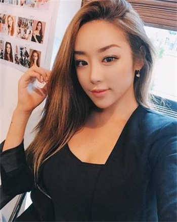 主播付费定制舞蹈