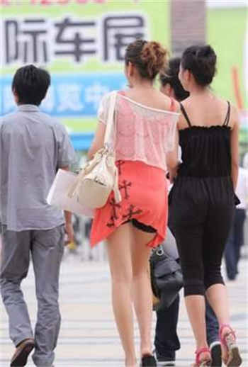 你说把爱渐渐放下会走更远