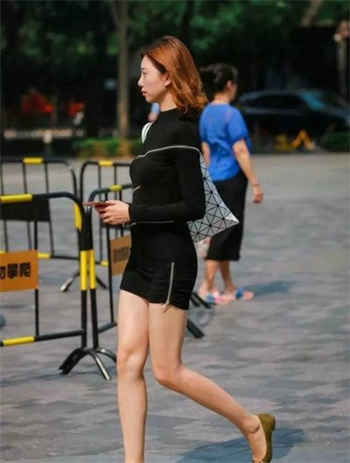顶到丈姆娘的子宫抽搐一
