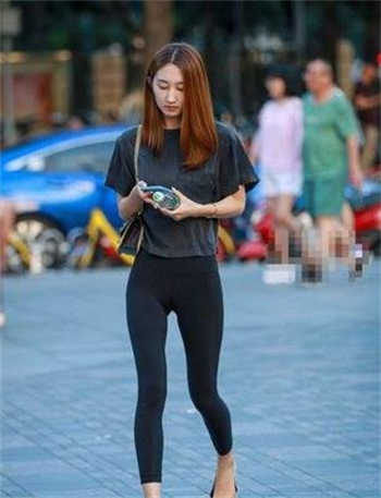 豪门千金逃婚遇到男主