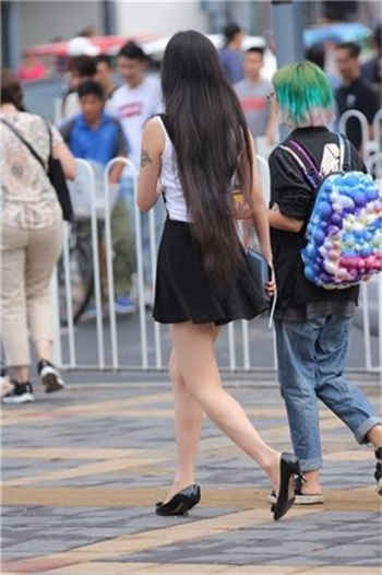 上交房租贫穷的新娘