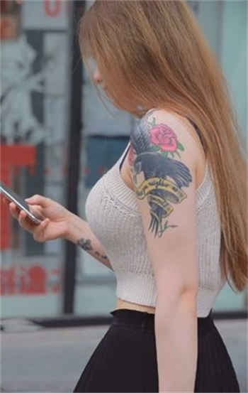 沐足的时候技师暗示