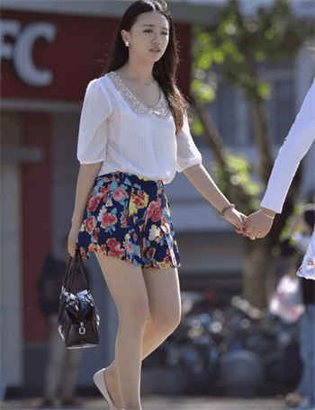 小妲己 qyu6 yz