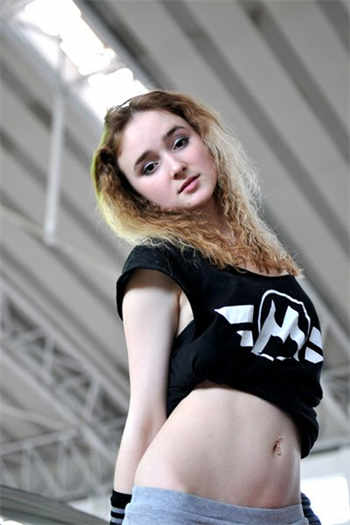 女友和异性双排吃鸡