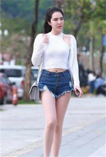 替嫁魔帝的爱妃绿依