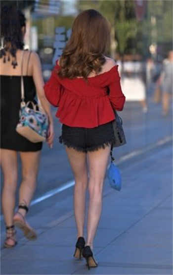 母女被迫买身