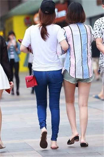 巨胸义母手机在线播放