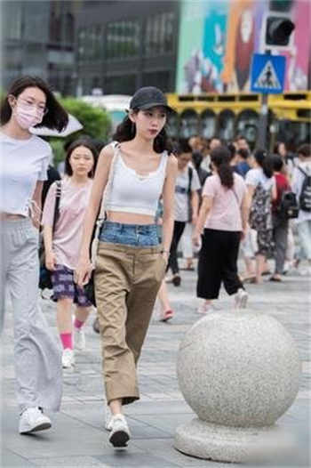 舞蹈生下面是不是都很紧