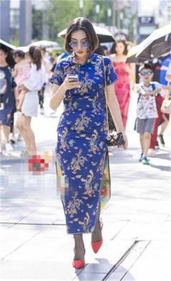 伯爵夫人的欢乐宫