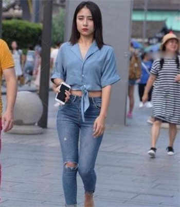 夏日小公园的厕所百度云